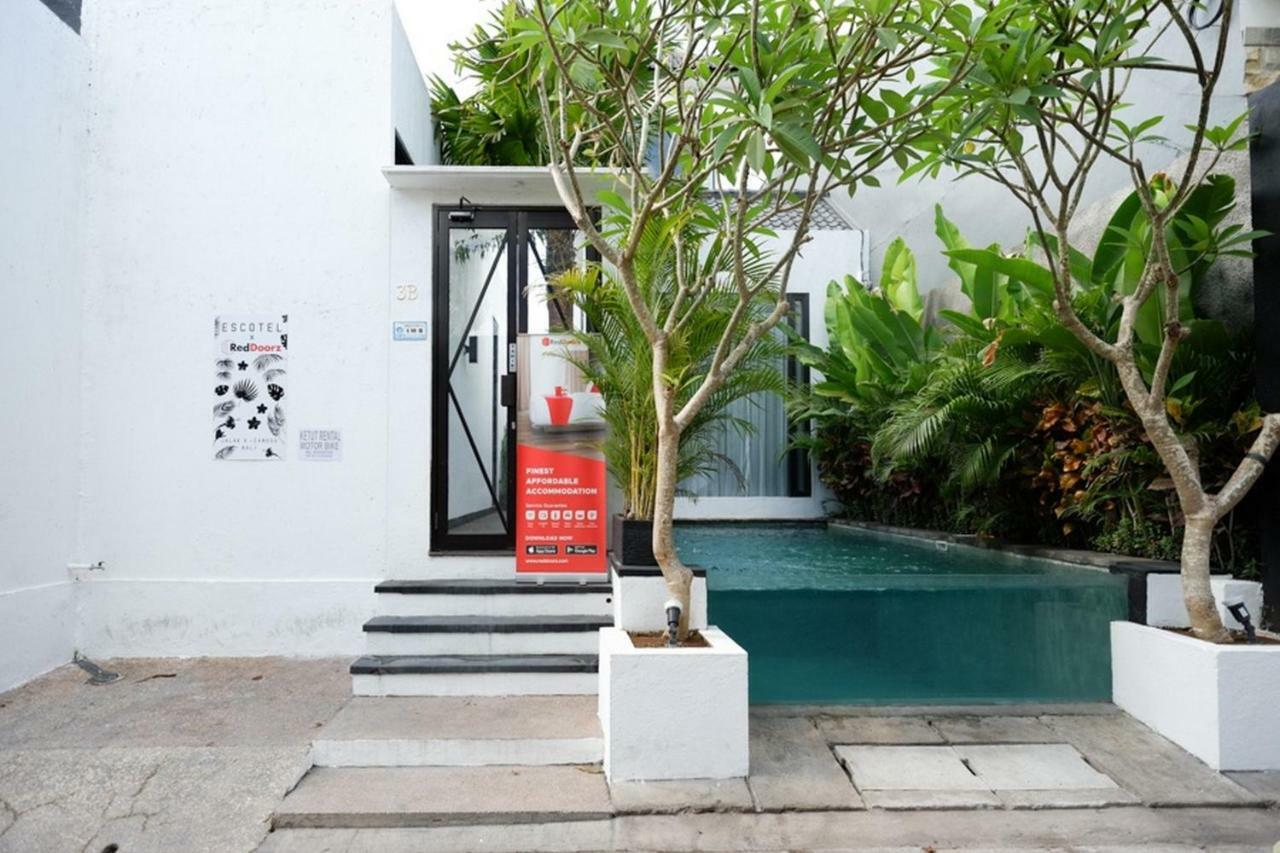Reddoorz @ Jalan Raya Semat Canggu Vandrehjem Bali Eksteriør billede